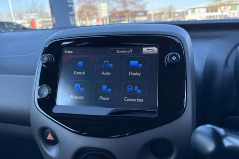 KT18VFE PEUGEOT 108 1.0 Active Euro 6 3dr Thumbnail #50