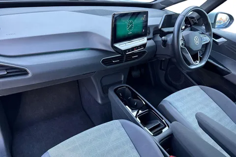 15 of 56 for Volkswagen ID.3 Pro Performance 58kWh Life Auto 5dr