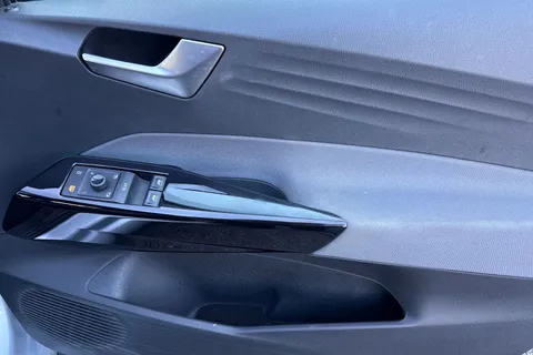 21 of 56 for Volkswagen ID.3 Pro Performance 58kWh Life Auto 5dr