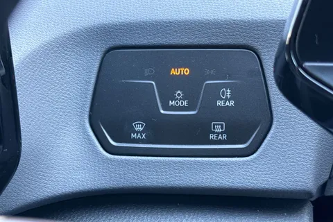 38 of 56 for Volkswagen ID.3 Pro Performance 58kWh Life Auto 5dr