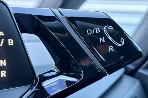 44 of 56 for Volkswagen ID.3 Pro Performance 58kWh Life Auto 5dr