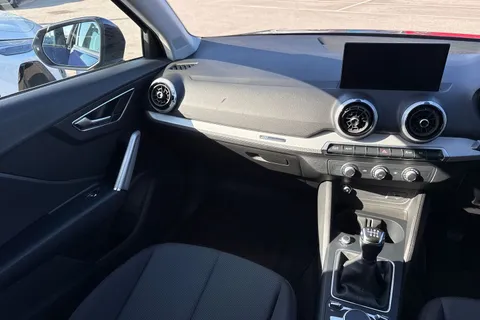 PN22MUW Audi Q2 Technik 30 TFSI  110 PS 6-speed Thumbnail #21