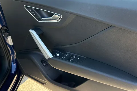 PN22MUW Audi Q2 Technik 30 TFSI  110 PS 6-speed Thumbnail #22