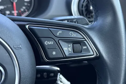 PN22MUW Audi Q2 Technik 30 TFSI  110 PS 6-speed Thumbnail #32