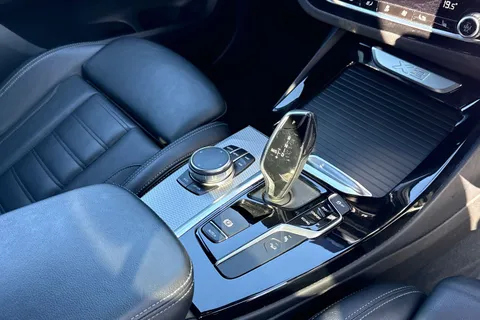 YE69RFN BMW X3 2.0 20d M Sport Auto xDrive Euro 6 (s/s) 5dr Thumbnail #23