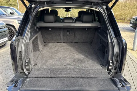 11 of 51 for Land Rover Range Rover 3.0 D300 HSE 5dr