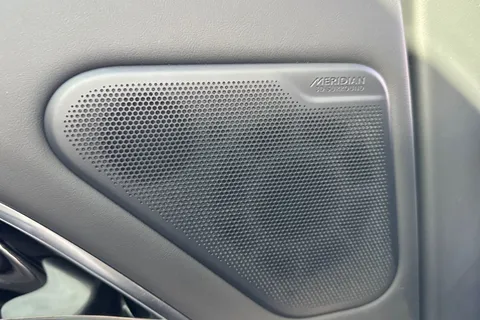 25 of 51 for Land Rover Range Rover 3.0 D300 HSE 5dr