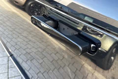 39 of 51 for Land Rover Range Rover 3.0 D300 HSE 5dr