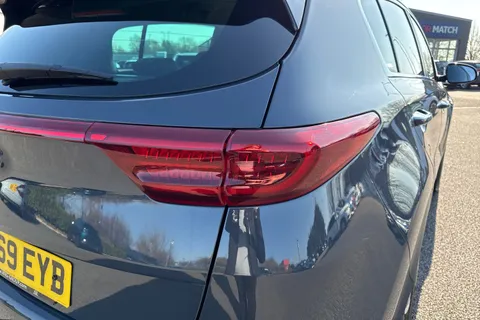 8 of 67 for Kia Sportage 1.6 GDi Platinum Edition Euro 6 (s/s) 5dr