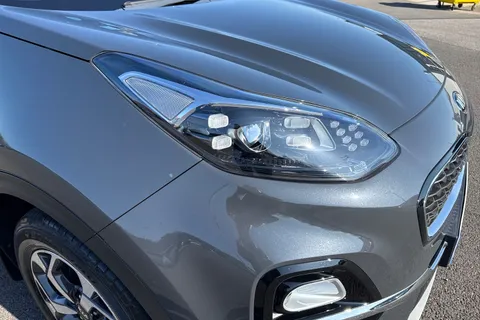 9 of 67 for Kia Sportage 1.6 GDi Platinum Edition Euro 6 (s/s) 5dr