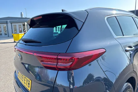 31 of 67 for Kia Sportage 1.6 GDi Platinum Edition Euro 6 (s/s) 5dr