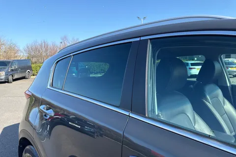 34 of 67 for Kia Sportage 1.6 GDi Platinum Edition Euro 6 (s/s) 5dr