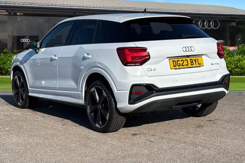 DG23BYL Audi Q2 Black Edition 35 TFSI  150 PS S tronic Thumbnail #3