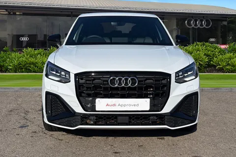 DG23BYL Audi Q2 Black Edition 35 TFSI  150 PS S tronic Thumbnail #7