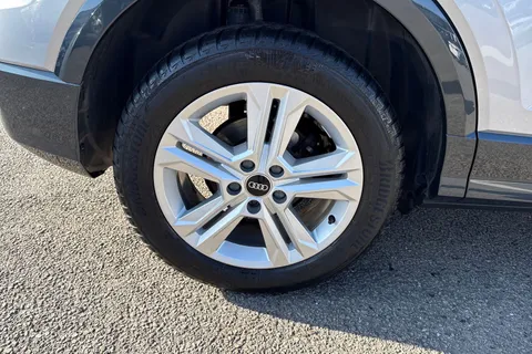 DE22XLL Audi Q2 Sport 35 TFSI  150 PS 6-speed Thumbnail #12