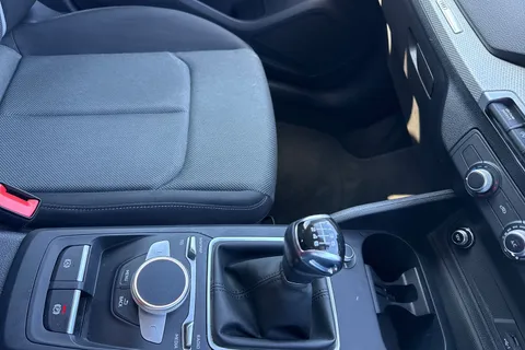 DE22XLL Audi Q2 Sport 35 TFSI  150 PS 6-speed Thumbnail #24