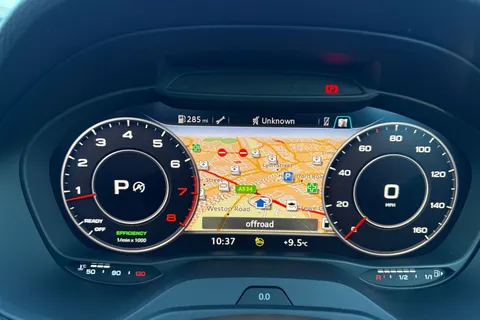 DG23BYL Audi Q2 Black Edition 35 TFSI  150 PS S tronic Thumbnail #29