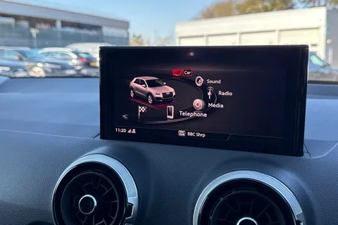 DE22XLL Audi Q2 Sport 35 TFSI  150 PS 6-speed Thumbnail #32