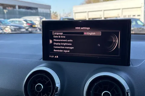 DE22XLL Audi Q2 Sport 35 TFSI  150 PS 6-speed Thumbnail #43