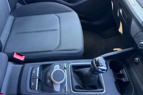 DE22XLL Audi Q2 Sport 35 TFSI  150 PS 6-speed Thumbnail #45