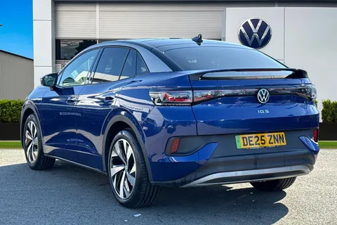 DE25ZNN Volkswagen ID.5 128kW Max Pro 77kWh 5dr Auto | Rear Camera | Heat Pump Thumbnail #3