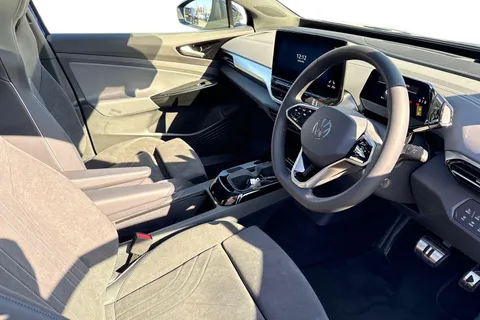 DE25ZNN Volkswagen ID.5 128kW Max Pro 77kWh 5dr Auto | Rear Camera | Heat Pump Thumbnail #14