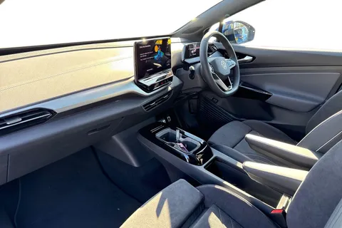 DE25ZNN Volkswagen ID.5 128kW Max Pro 77kWh 5dr Auto | Rear Camera | Heat Pump Thumbnail #15