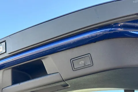 DE25ZNN Volkswagen ID.5 128kW Max Pro 77kWh 5dr Auto | Rear Camera | Heat Pump Thumbnail #47