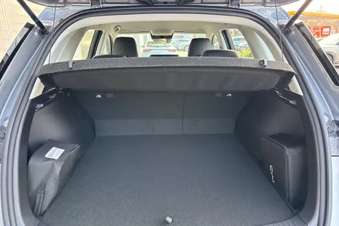  BYD Sealion 5 1.5 DM-i 12.96kWh Comfort CVT Auto Euro 6 (s/s) 5dr Thumbnail #9