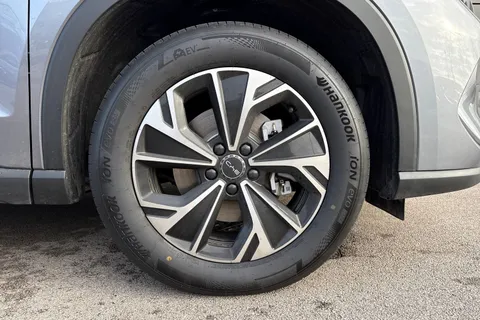  BYD Sealion 5 1.5 DM-i 12.96kWh Comfort CVT Auto Euro 6 (s/s) 5dr Thumbnail #21