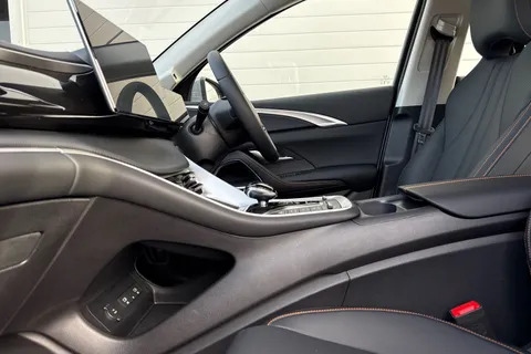  BYD Sealion 5 1.5 DM-i 12.96kWh Comfort CVT Auto Euro 6 (s/s) 5dr Thumbnail #27