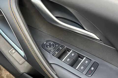  BYD Sealion 5 1.5 DM-i 12.96kWh Comfort CVT Auto Euro 6 (s/s) 5dr Thumbnail #40