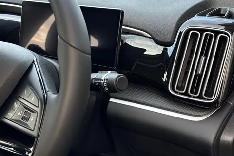  BYD Sealion 5 1.5 DM-i 12.96kWh Comfort CVT Auto Euro 6 (s/s) 5dr Thumbnail #41