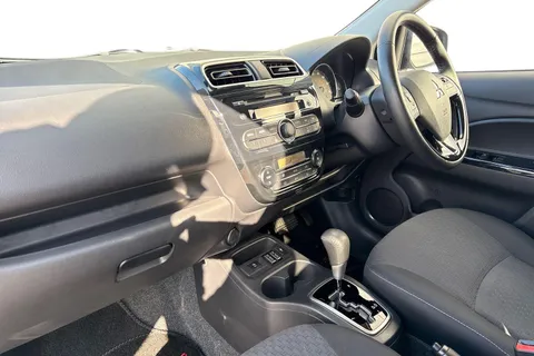 DA67YKE Mitsubishi Mirage 1.2 Juro CVT Euro 6 (s/s) 5dr Thumbnail #16