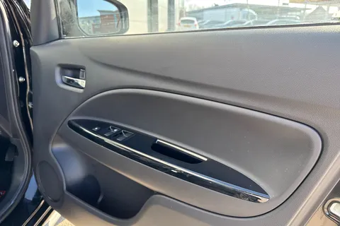 DA67YKE Mitsubishi Mirage 1.2 Juro CVT Euro 6 (s/s) 5dr Thumbnail #22