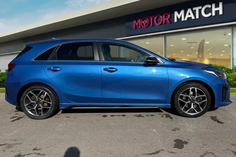 WV19PFY Kia Ceed 1.6 CRDi GT-Line Euro 6 (s/s) 5dr Thumbnail #4