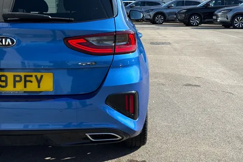 WV19PFY Kia Ceed 1.6 CRDi GT-Line Euro 6 (s/s) 5dr Thumbnail #27