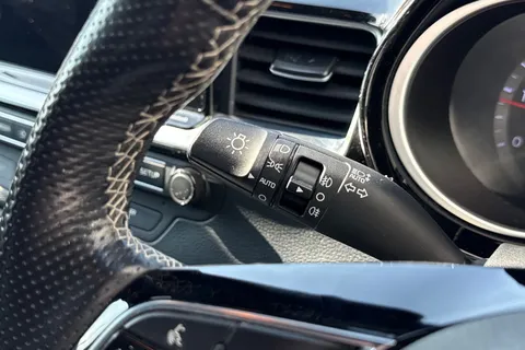 WV19PFY Kia Ceed 1.6 CRDi GT-Line Euro 6 (s/s) 5dr Thumbnail #57