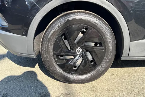 DA25BUW Volkswagen ID.4 109kW Life Pure 52kWh 5dr Auto [110kW Ch] | Heated Seats | Rear camera Thumbnail #11