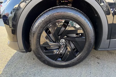 DA25BUW Volkswagen ID.4 109kW Life Pure 52kWh 5dr Auto [110kW Ch] | Heated Seats | Rear camera Thumbnail #13