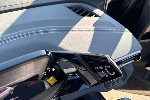 DA25BUW Volkswagen ID.4 109kW Life Pure 52kWh 5dr Auto [110kW Ch] | Heated Seats | Rear camera Thumbnail #23