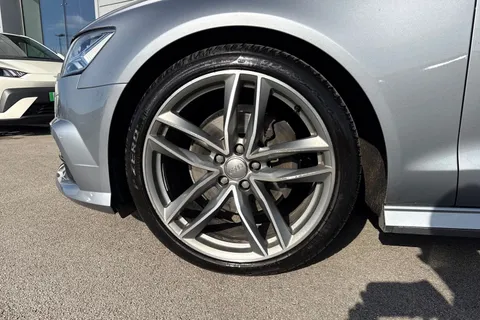 LB18BKU Audi A6 Avant 2.0 TDI ultra Black Edition S Tronic Euro 6 (s/s) 5dr Thumbnail #12