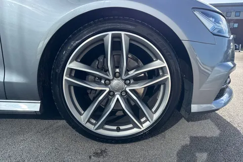 LB18BKU Audi A6 Avant 2.0 TDI ultra Black Edition S Tronic Euro 6 (s/s) 5dr Thumbnail #14