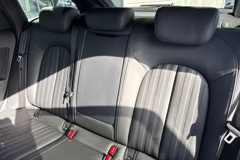 LB18BKU Audi A6 Avant 2.0 TDI ultra Black Edition S Tronic Euro 6 (s/s) 5dr Thumbnail #20