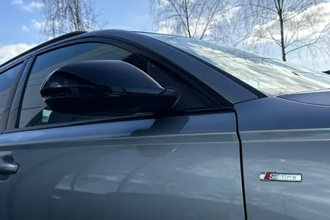 LB18BKU Audi A6 Avant 2.0 TDI ultra Black Edition S Tronic Euro 6 (s/s) 5dr Thumbnail #57