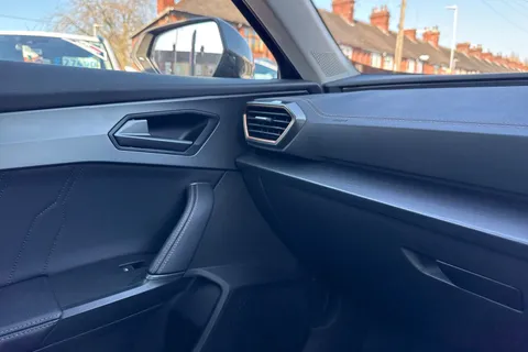 44 of 48 for CUPRA Formentor 1.5 TSI V1 DSG Euro 6 (s/s) 5dr