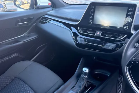 WF23VLS Toyota C-Hr 1.8 VVT-h Icon CVT Euro 6 (s/s) 5dr Thumbnail #21