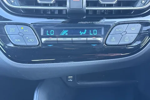 WF23VLS Toyota C-Hr 1.8 VVT-h Icon CVT Euro 6 (s/s) 5dr Thumbnail #23