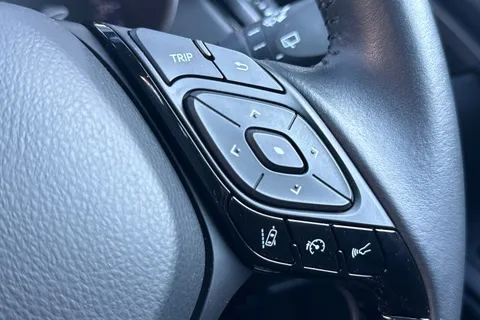 WF23VLS Toyota C-Hr 1.8 VVT-h Icon CVT Euro 6 (s/s) 5dr Thumbnail #35