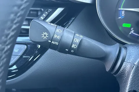 WF23VLS Toyota C-Hr 1.8 VVT-h Icon CVT Euro 6 (s/s) 5dr Thumbnail #38